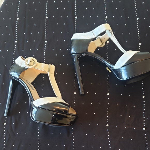 Prada platform heels, black & white, size 37EU - Picture 12 of 13